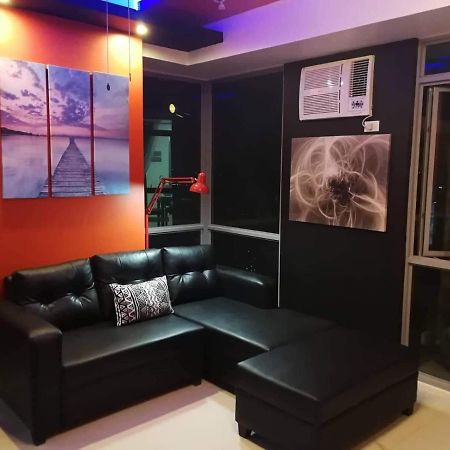 Cubao Manhattan Heights Unit 11Pq Tower B, 1Br Quezon City Exteriör bild