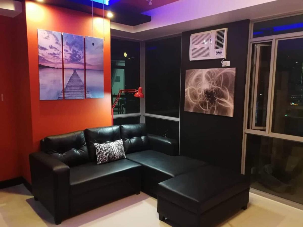 Cubao Manhattan Heights Unit 11Pq Tower B, 1Br Quezon City Exteriör bild